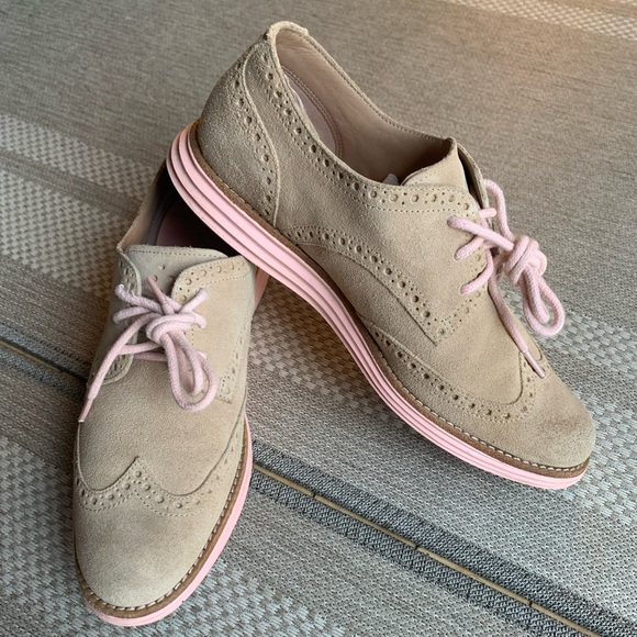Cole Haan Oxfords size 6. - Picture 2 of 5